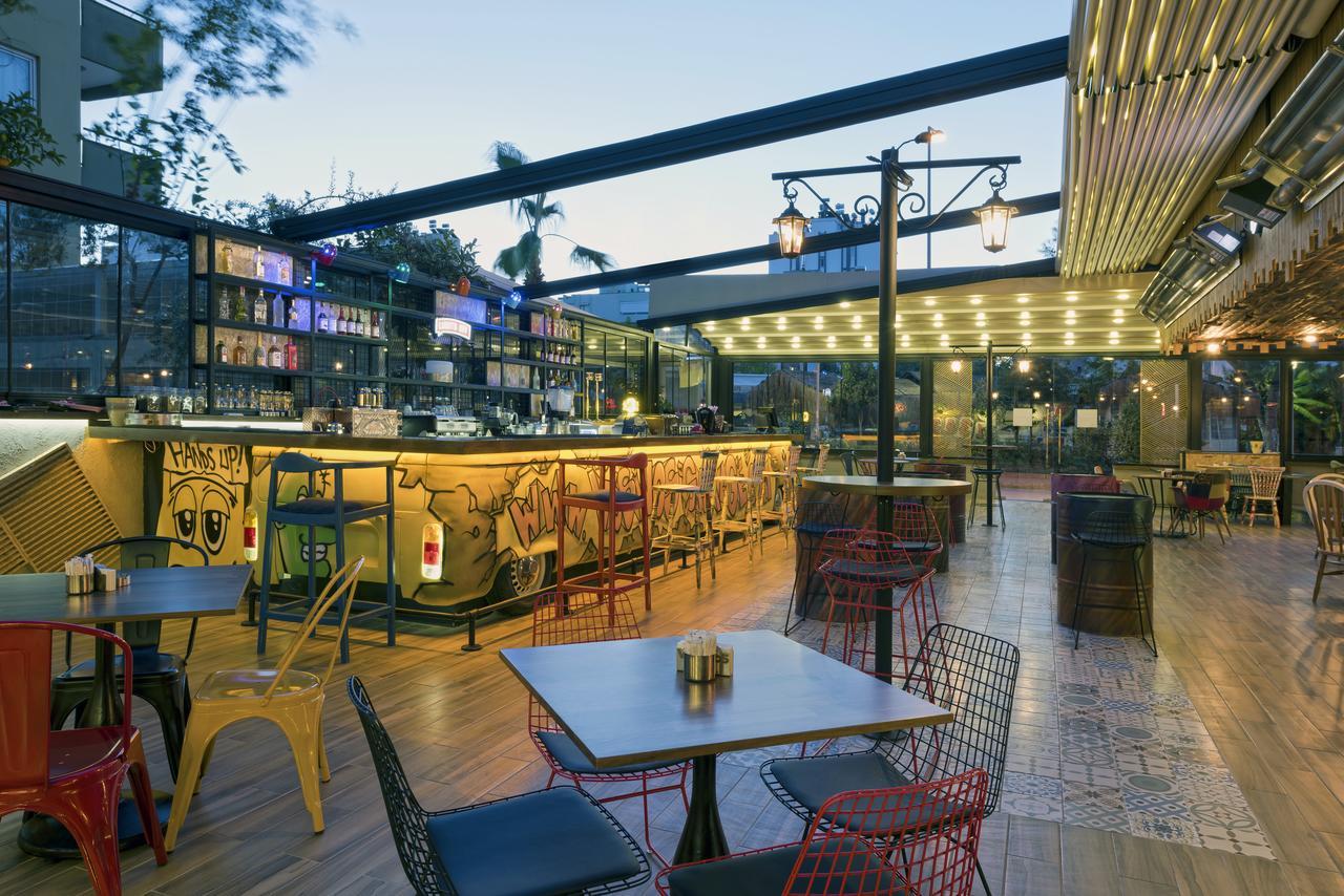 Voswos Garage Coffee Hotel Antalya Exteriér fotografie