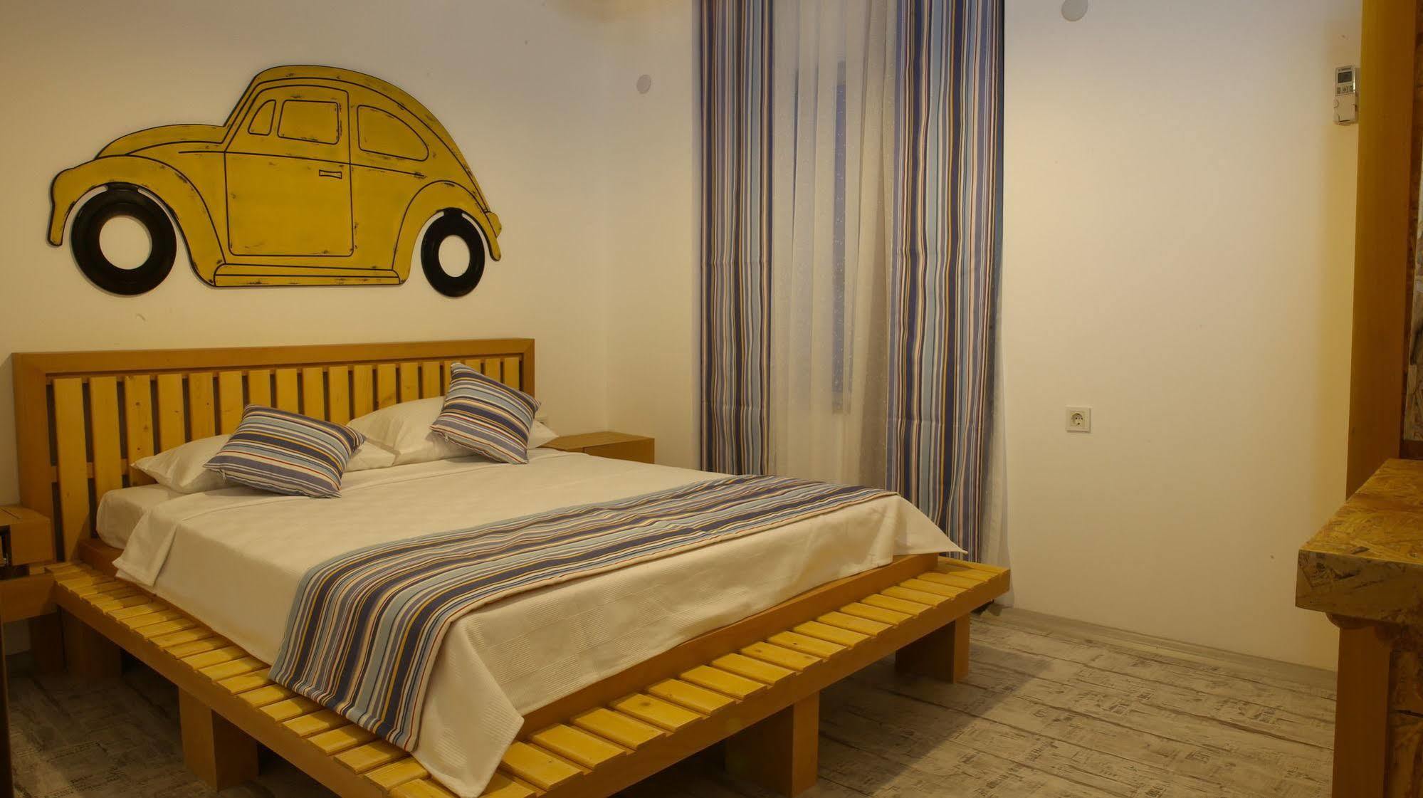 Voswos Garage Coffee Hotel Antalya Exteriér fotografie